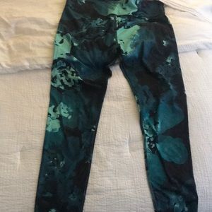 Fabletics leggings.